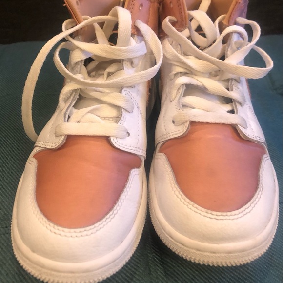 Rose gold Jordan’s - Picture 3 of 7